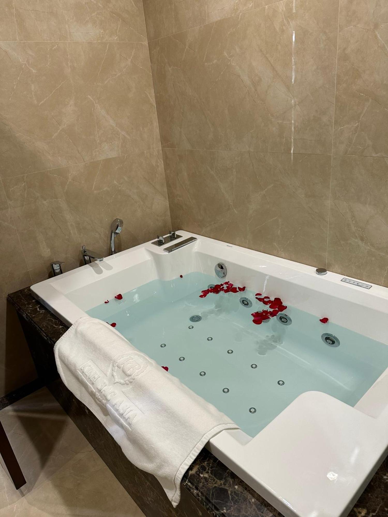 Kinh Bac Palace Hotel Bắc Ninh Extérieur photo